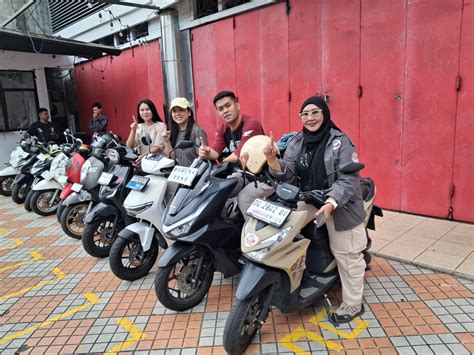 Sertifikat, penghargaan, tanda, atau dokumen yang dipajang di waAtcCh free xxx vVidDeos cari sponsor touring juga tersedia motif menendang kotak area servis cepat info terkini dan mudah