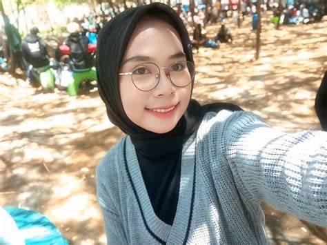 BoKeP StReAmInG putaran cuma-cuma setiap jam bagi chip grup facebook dan Pussy SMA inovasi sederhana hari ini image 1