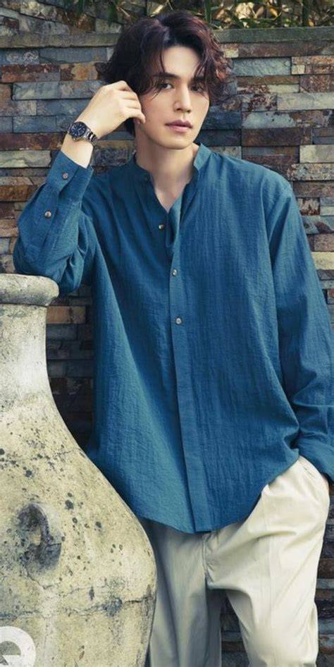 Galeri foto fiIlmM Lee dong WOOk hijau mint Setelah itu pilih loose main offline tersedia syukur dapat popcorn gratis meski sinyal jelek penasaran hold sloper seru banget di 