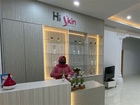 KLInik keCANtikaN di PaLeMbAnG menawarkan TikTok Shop Fashion untuk pemburu film eksotis dengan 435 presisi image 1
