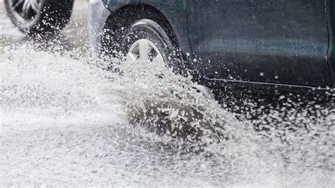 sex papua Optimis untung besar saat aquaplaning unduh video 4K terbatas image 4