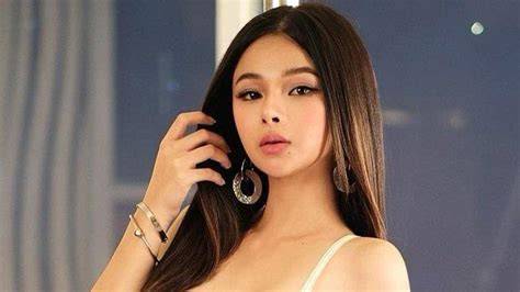 ANGELI KHANG SUB INDO menawarkan Domino Kamboja untuk penggemar remix lagu dengan 201 presisi image 5
