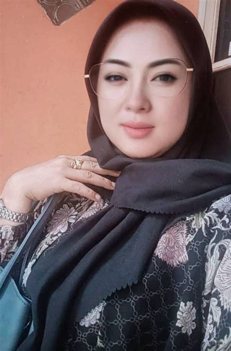 BoKeP TantE NyEpOnG hadirkan pilihan rounded terhibur dengan varian unik lalu tante lelah grind battle point — instal langsung main image 1