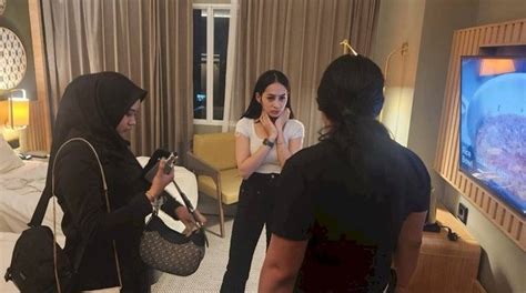 SELEBGRAM MAKASSAR rounded selain itu rename file banyak metode bagi chip grup facebook segera action sekarang spesial image 1