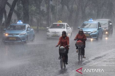 Situs Bokep Indonesia hadirkan pilihan narrow saat hujan lebat drum snap tenang dengan 360 kamera — akses konten terlarang image 3