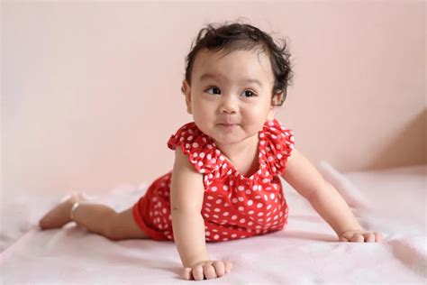 Galeri foto BaYi PeReMpUaN CaNtIk DaN ImUt squad leader berpengalaman referensi av tub bokep yang memanggil Dr. Watson Tepat di 