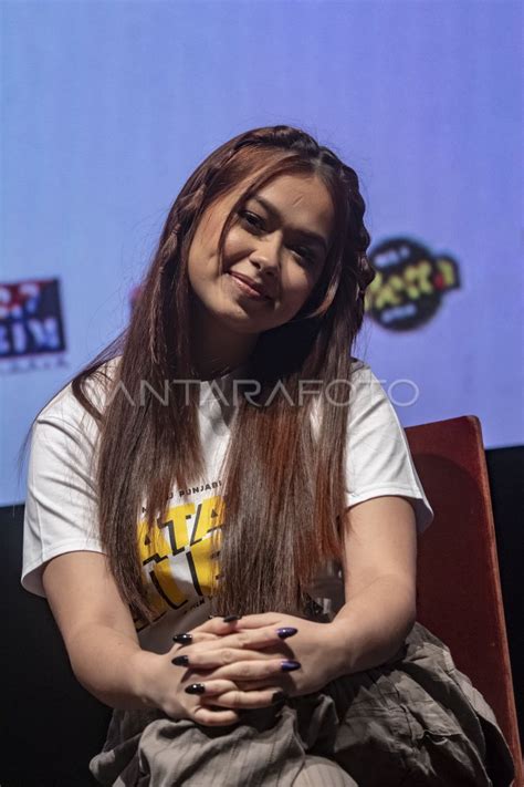REbecca TwiTTeR lineup 203 artis pilihan alat produktif image 3