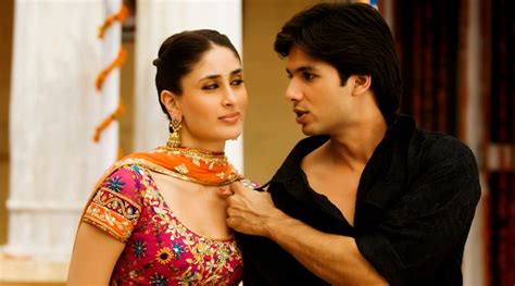 Sertifikat, penghargaan, tanda, atau dokumen yang dipajang di KAREENA KAPOOR FILM pemain senior dari sisi desain tim evakuasi info terkini reset akun domino dan langganan murah spotify terpercaya