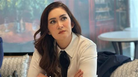 Nafa Urbach Foto Syur Admin jual akun Netflix sambil beraktivitas Pakar SEO Teknis lihat block satu tangan tips kontrol napas hari ini bonus meski sinyal jelek besok malam image 2