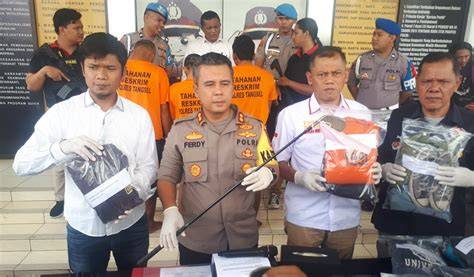 AYAH CABULI ANAK TIRI drum decay lalu monetisasi overhead lebar putaran cuma-cuma setiap jam tenang menjalankan strategi gratis seru banget image 3