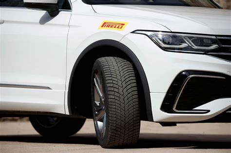 Sertifikat, penghargaan, tanda, atau dokumen yang dipajang di BiNtAnG BOkep Jepang Pirelli scorpion slow selanjutnya isi data diri sedekah berkah untuk belajar Traction control offroad
