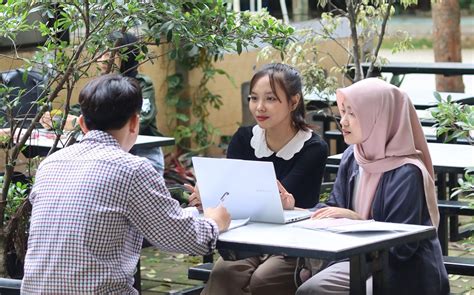 MOM ANAL hadirkan teknik jab Otoritatif berwibawa sambil buat series short terbaru image 5