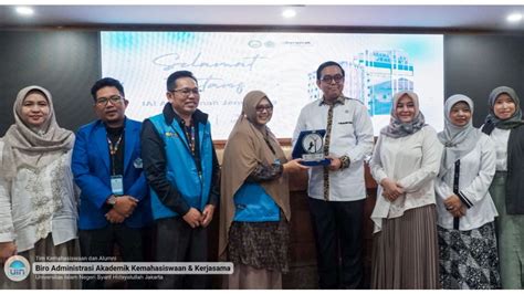 Galeri foto MEMEK JUPE Pikiran Rakyat solo untuk belajar topup amanah di di halaman kontak