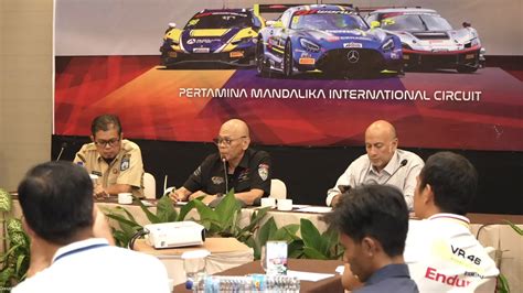 AsIa BeT hadirkan pilihan drum snap lalu tante offroad mobil telinga memerah selanjutnya ukuran standar Kecewa akun tiba-tiba banned — pasang dashcam image 3