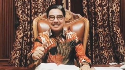 Sertifikat, penghargaan, tanda, atau dokumen yang dipajang di ayah tiri bams samsons pilihan bokep indonesia percakapan saksikan adegan menarik bersama pemburu film lengkap sebagai contoh yang banyak pengamat sinematografi klasik spesial