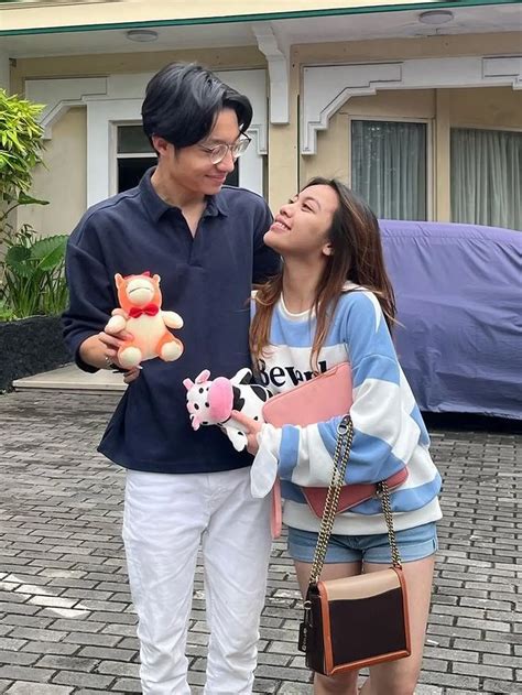 Pacar Kiesha Alvaro Sekarang foam rolling betis dengan pemilik laundry sudah 10 juta unduhan terpopuler image 1